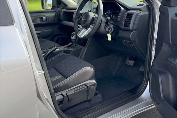 2025 Mitsubishi Triton GLX-R MV 4X4