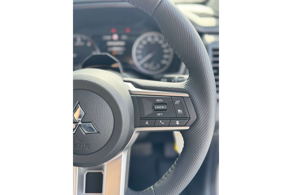 2025 Mitsubishi Triton GLX-R MV 4X4