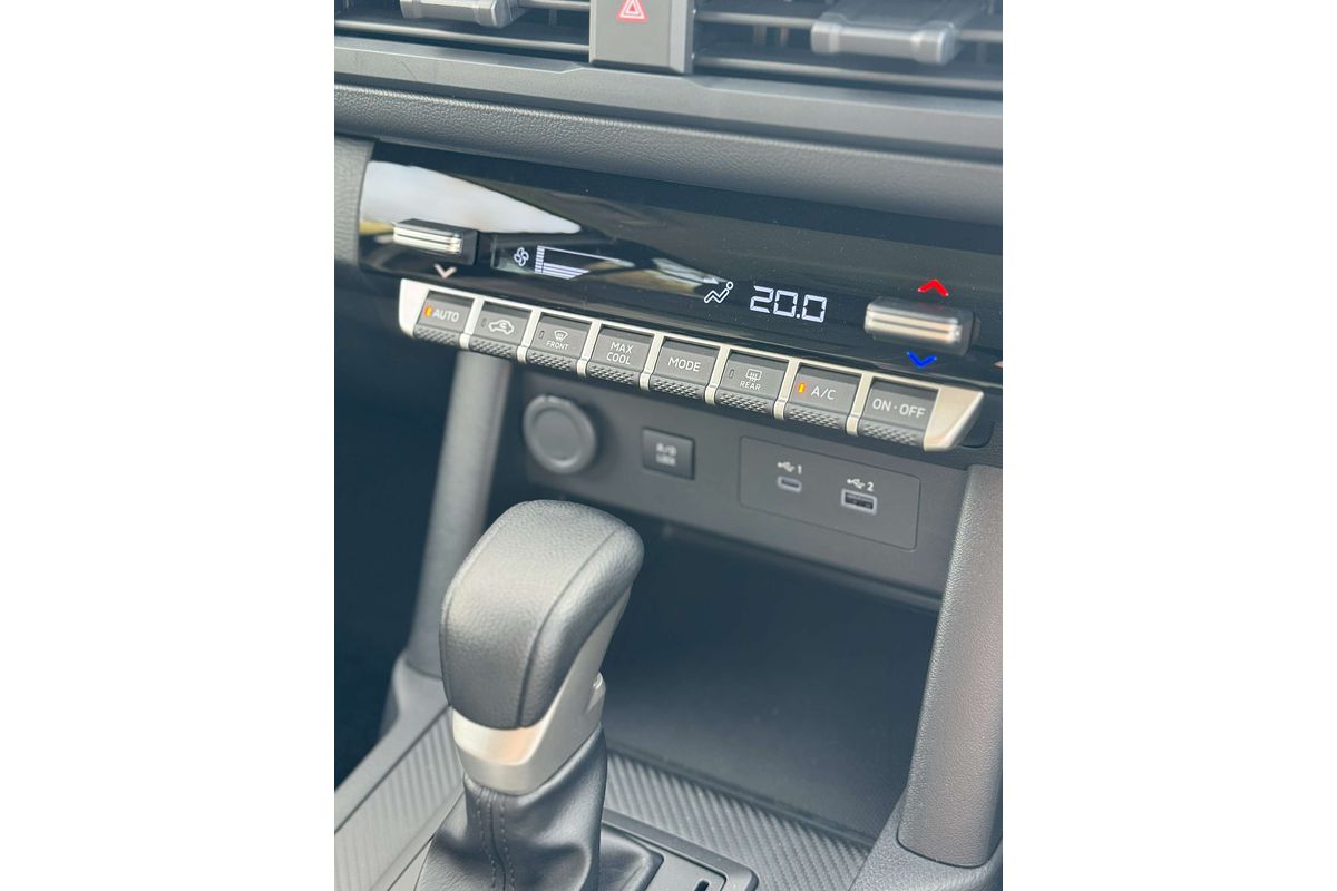 2025 Mitsubishi Triton GLX-R MV 4X4