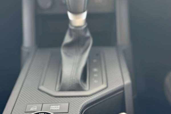 2025 Mitsubishi Triton GLX-R MV 4X4