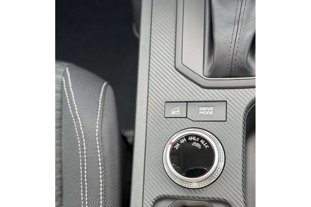 2025 Mitsubishi Triton GLX-R MV 4X4