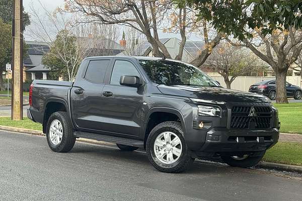 2025 Mitsubishi Triton GLX+ MV 4X4