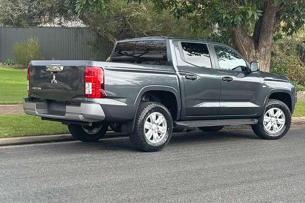 2025 Mitsubishi Triton GLX+ MV 4X4