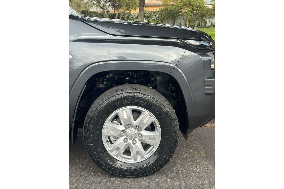 2025 Mitsubishi Triton GLX+ MV 4X4