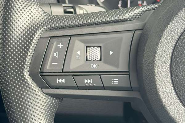 2025 Mitsubishi Triton GLX+ MV 4X4
