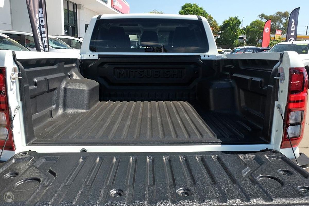 2025 Mitsubishi Triton GLS MV 4X4