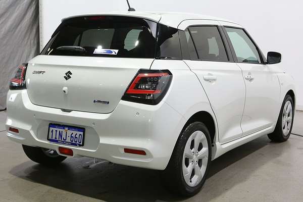2025 Suzuki Swift Hybrid Plus UZ