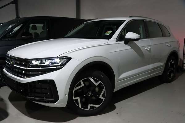 2025 Volkswagen Touareg 170TDI RC