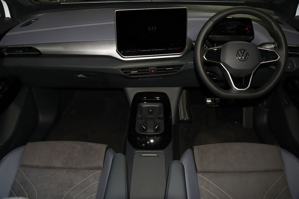 2025 Volkswagen ID.5 Pro E2