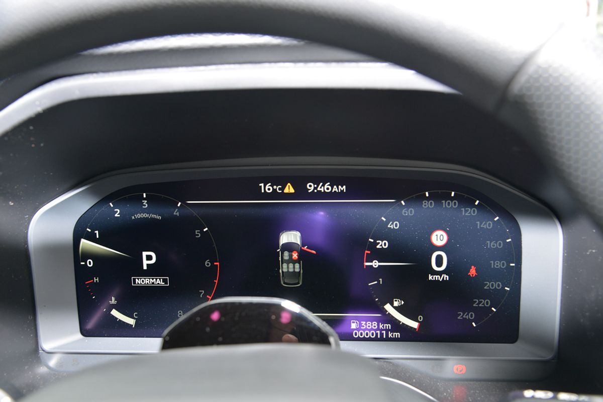 2025 Mitsubishi Outlander ES ZM
