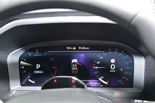 2025 Mitsubishi Outlander ES ZM
