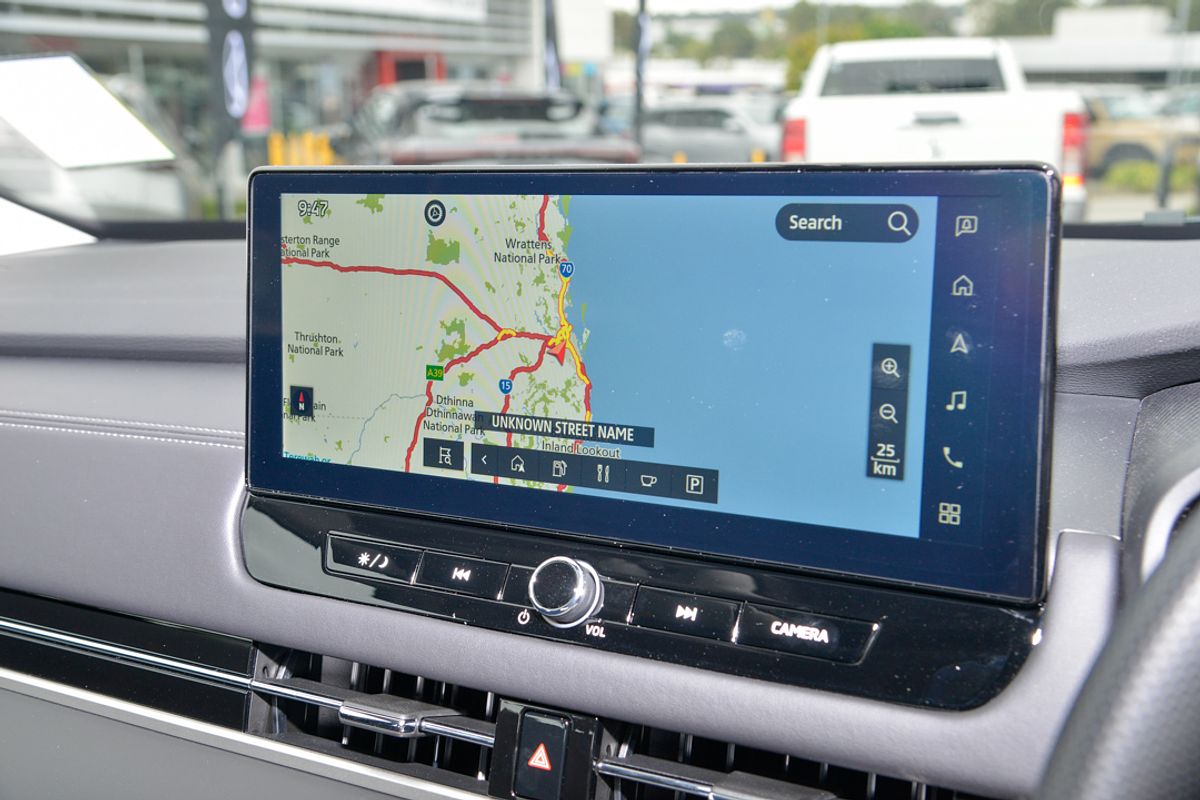 2025 Mitsubishi Outlander ES ZM