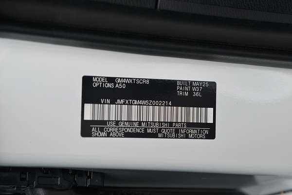2025 Mitsubishi Outlander ES ZM