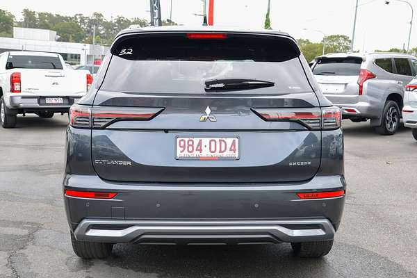 2025 Mitsubishi Outlander Exceed Tourer ZM