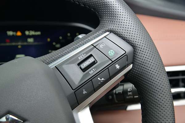 2025 Mitsubishi Outlander Exceed Tourer ZM
