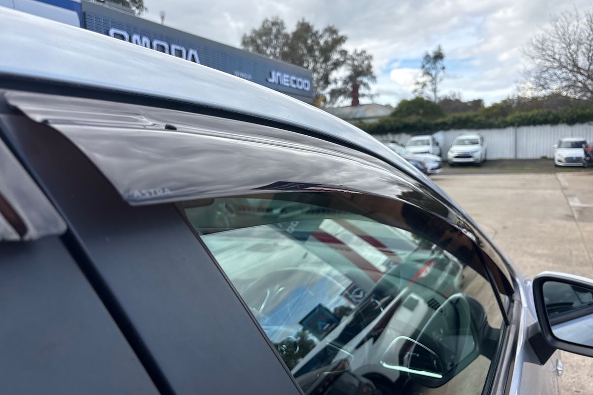 2017 Holden Astra LT BL