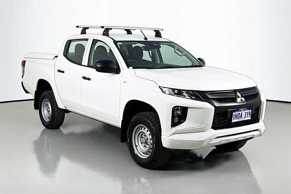 2022 Mitsubishi Triton GLX MR 4X4