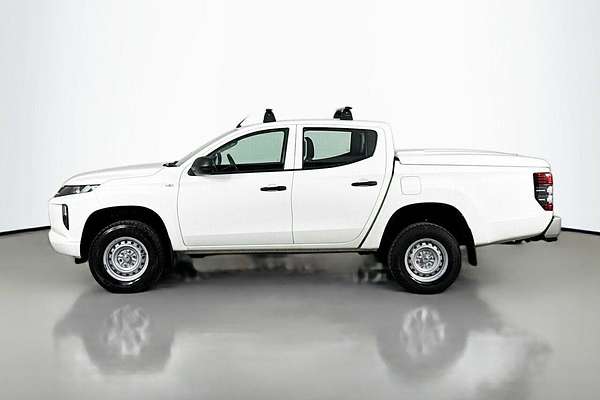 2022 Mitsubishi Triton GLX MR 4X4