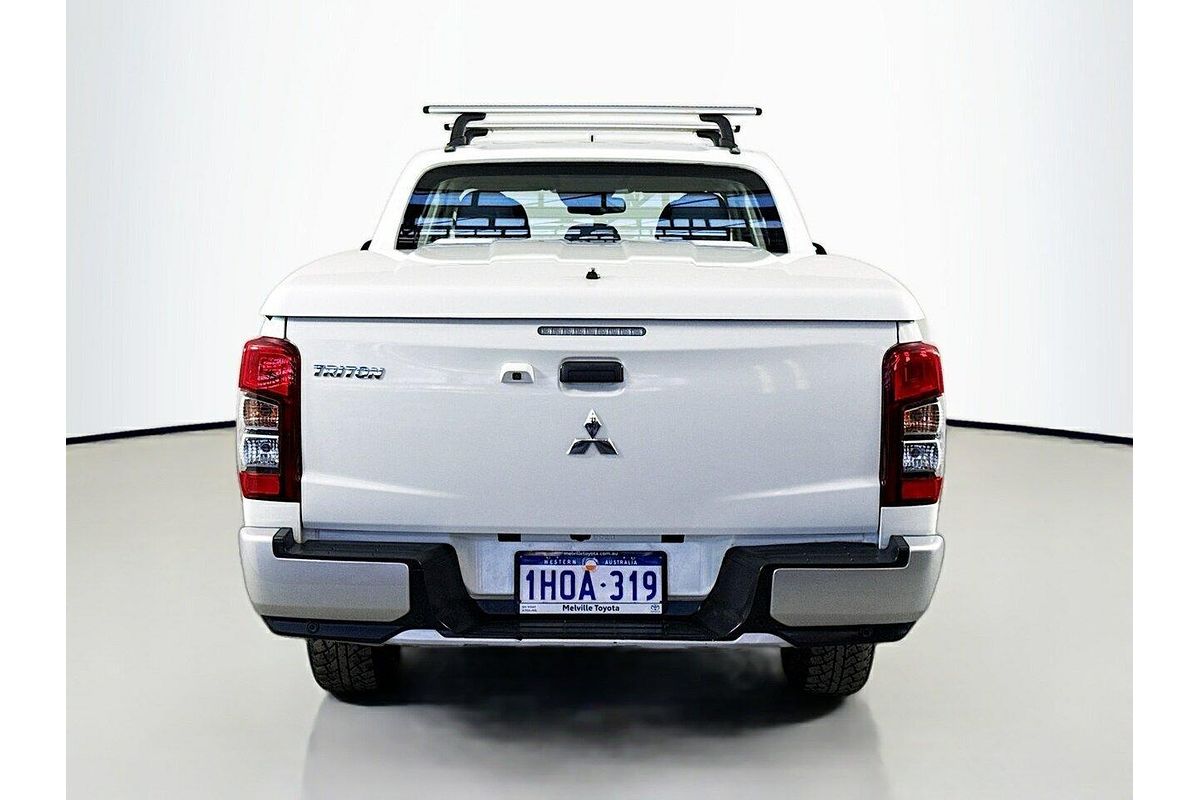 2022 Mitsubishi Triton GLX MR 4X4