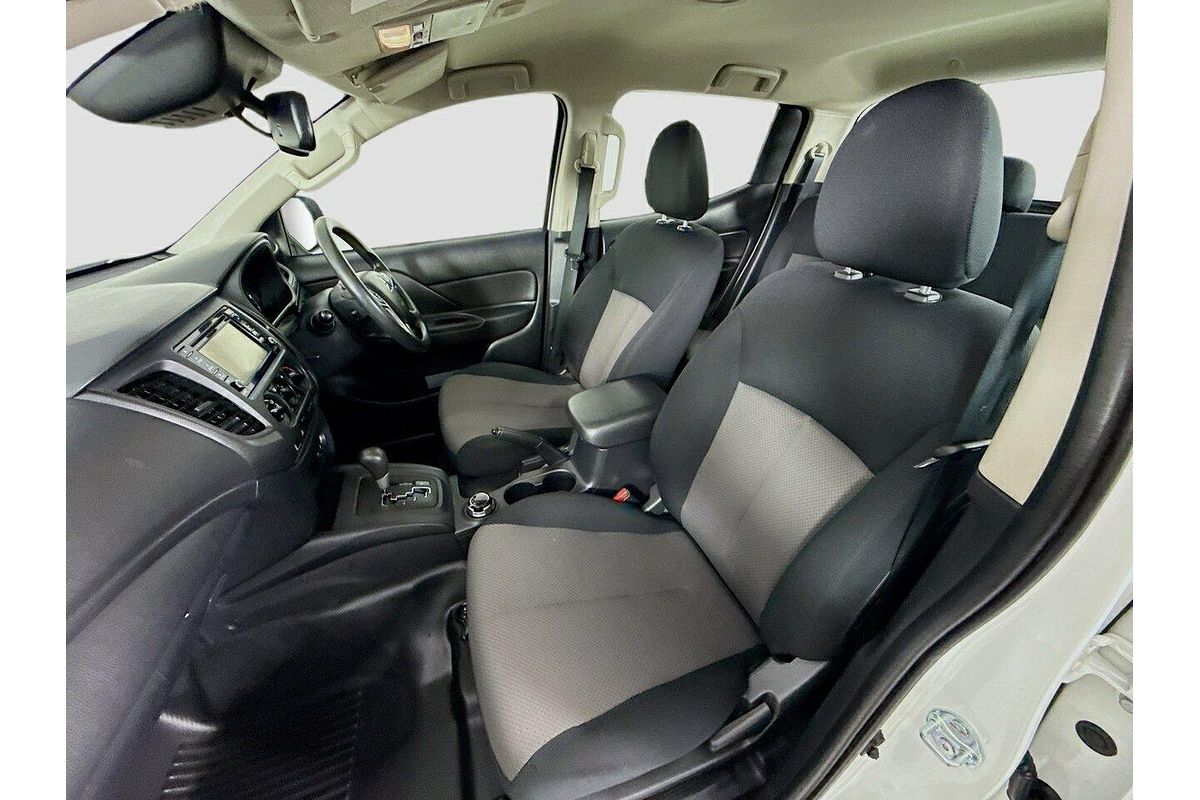 2022 Mitsubishi Triton GLX MR 4X4