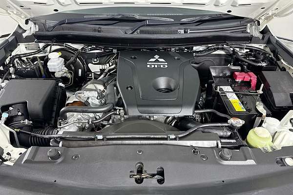 2022 Mitsubishi Triton GLX MR 4X4