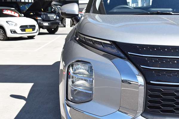2024 Mitsubishi Outlander ES ZM