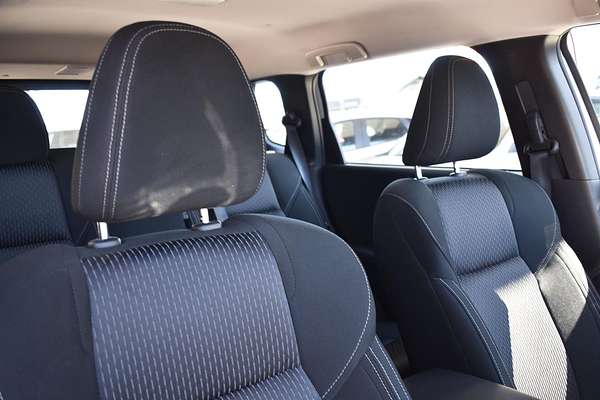 2024 Mitsubishi Outlander ES ZM