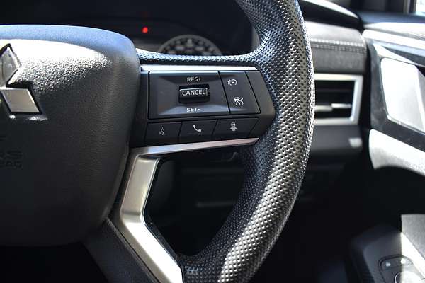 2024 Mitsubishi Outlander ES ZM