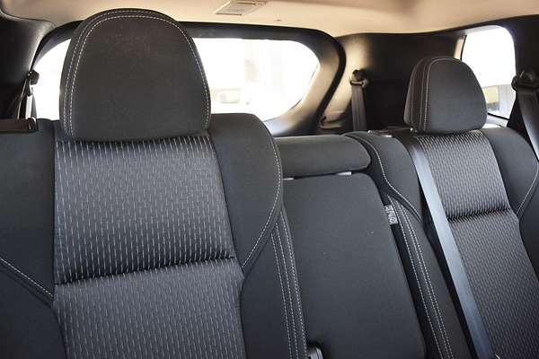 2024 Mitsubishi Outlander ES ZM