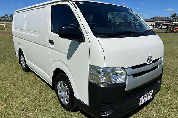 2017 Toyota Hiace KDH201R LWB