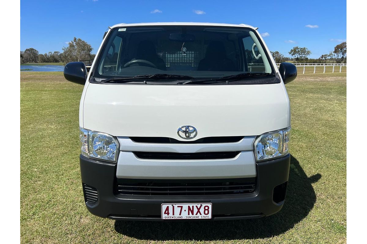 2017 Toyota Hiace KDH201R LWB