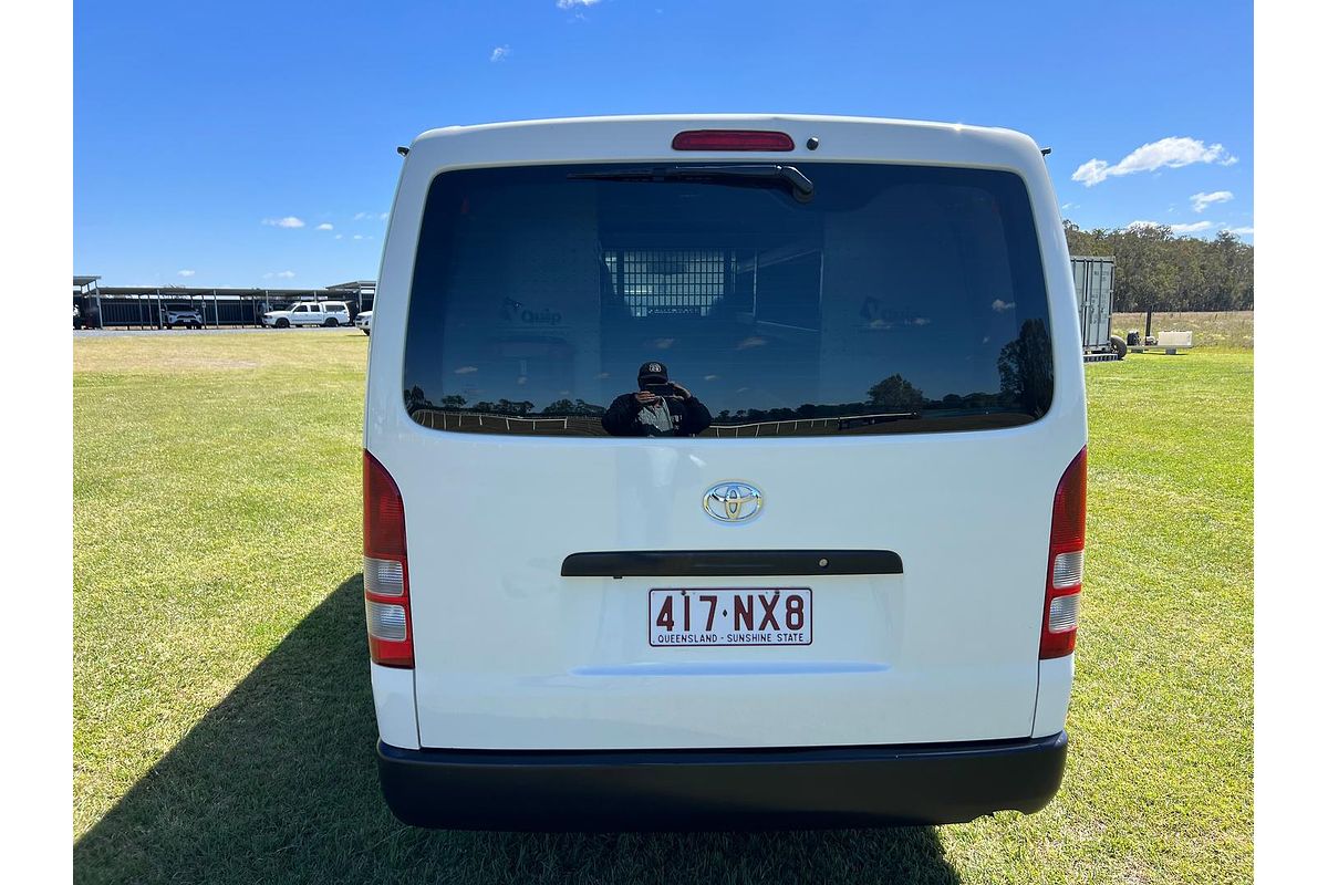 2017 Toyota Hiace KDH201R LWB
