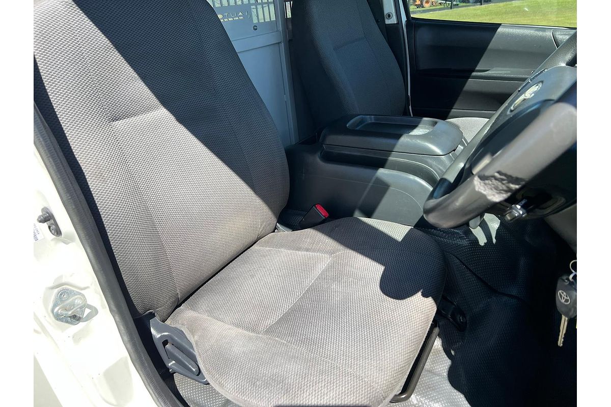 2017 Toyota Hiace KDH201R LWB