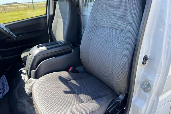2017 Toyota Hiace KDH201R LWB