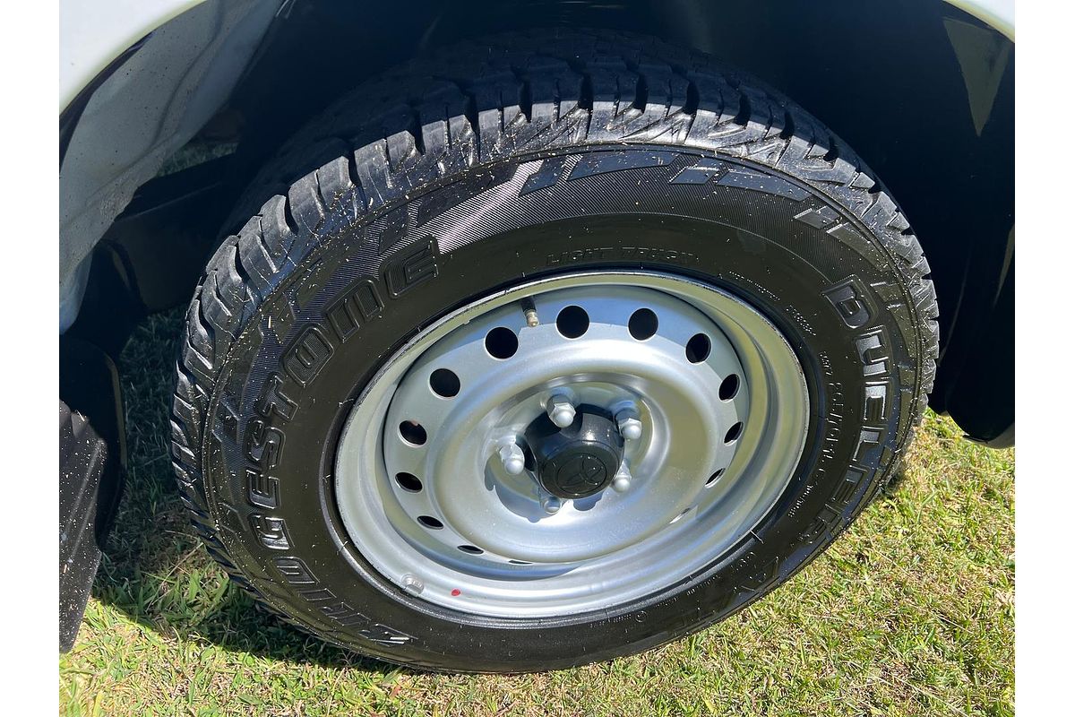 2015 Toyota Hilux SR KUN16R Rear Wheel Drive