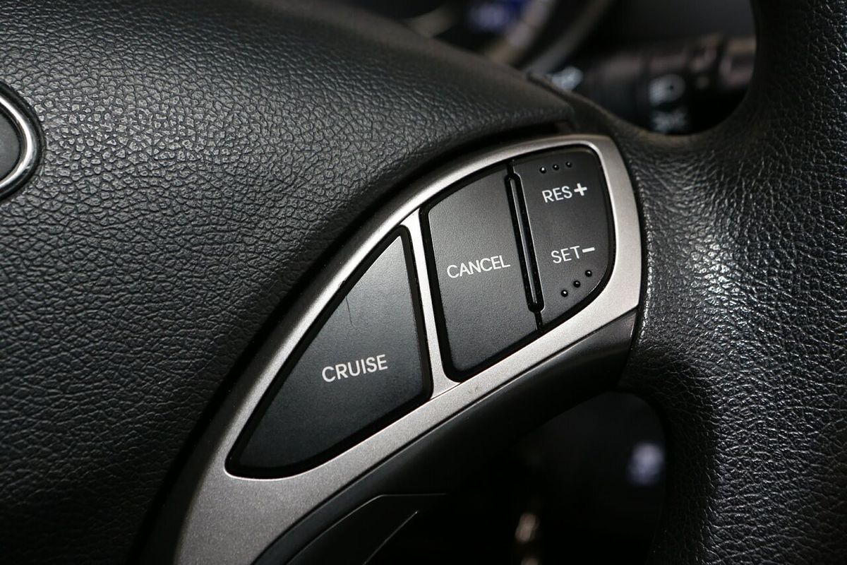 2013 Hyundai Elantra Active MD2