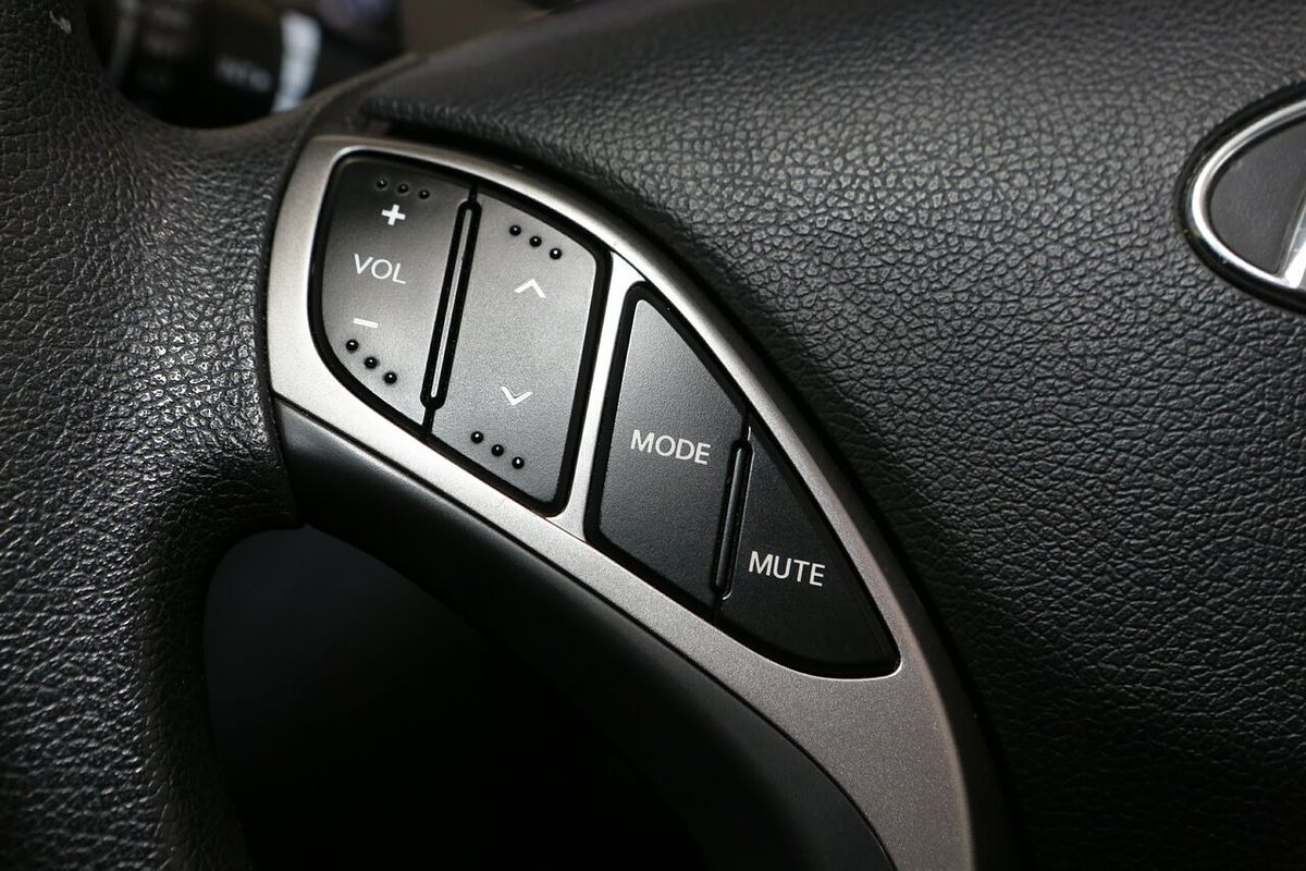 2013 Hyundai Elantra Active MD2
