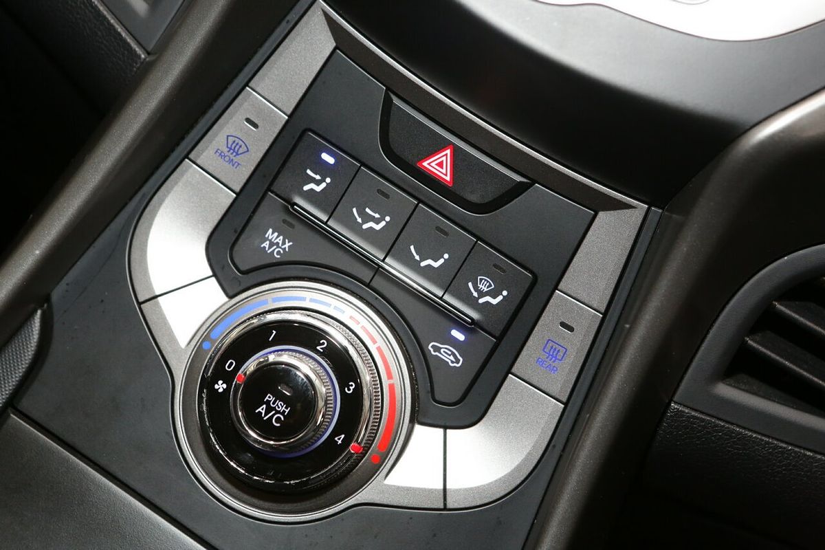2013 Hyundai Elantra Active MD2