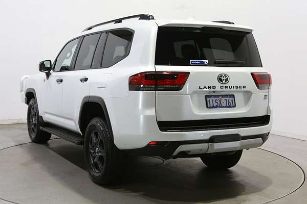 2022 Toyota Landcruiser GR Sport FJA300R