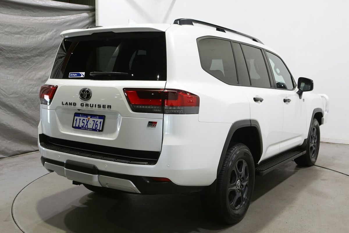 2022 Toyota Landcruiser GR Sport FJA300R