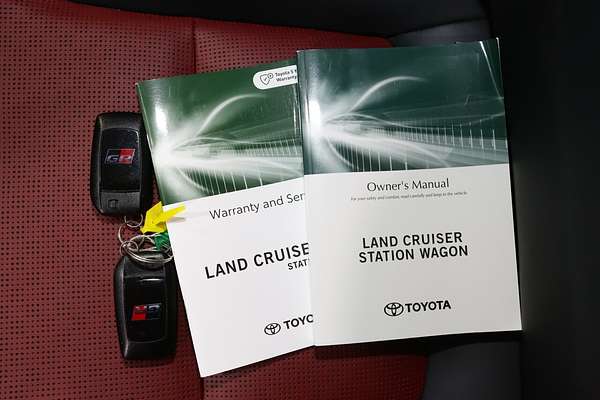 2022 Toyota Landcruiser GR Sport FJA300R