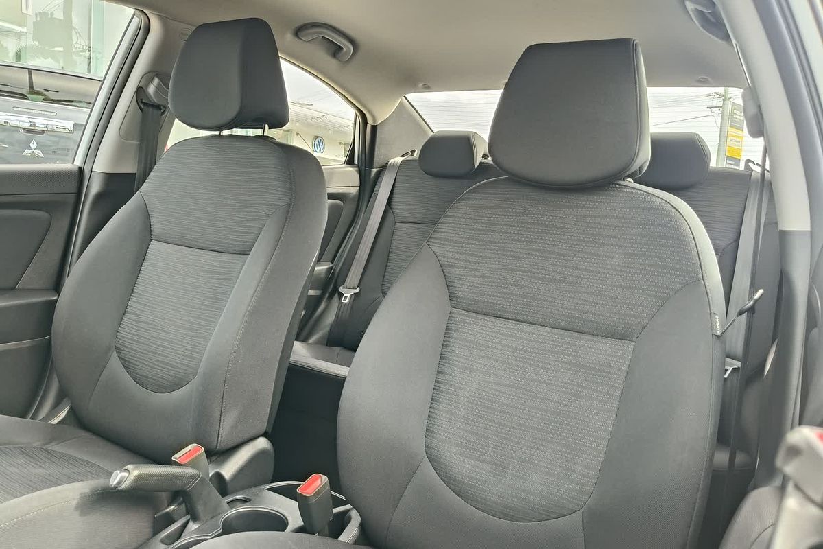 2018 Hyundai Accent Sport RB6