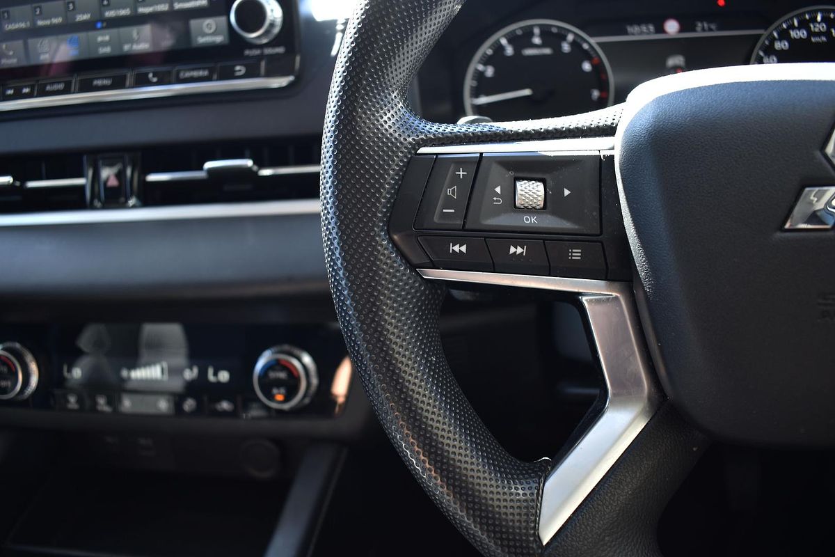 2024 Mitsubishi Outlander ES ZM