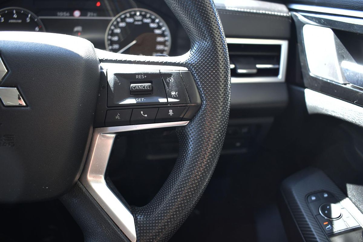 2024 Mitsubishi Outlander ES ZM