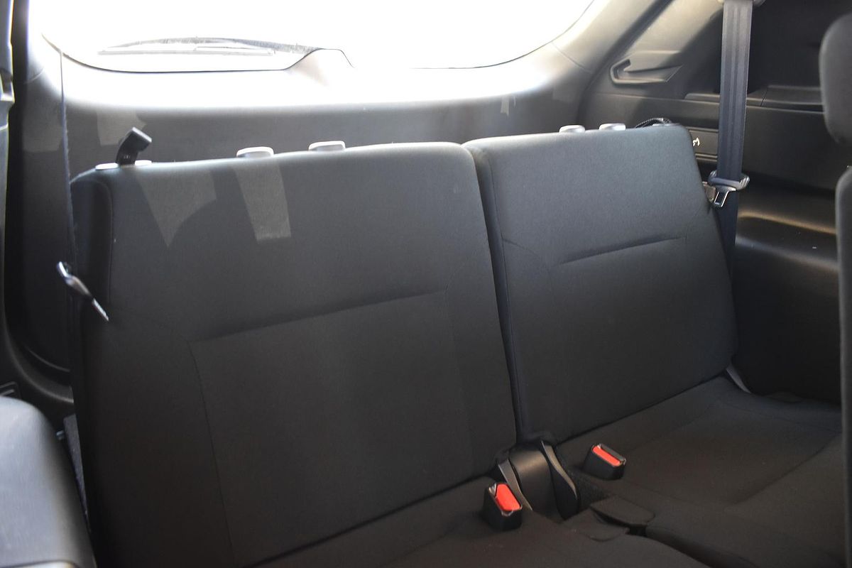 2024 Mitsubishi Outlander ES ZM