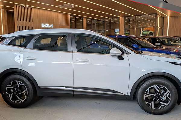2025 Kia Sportage S NQ5