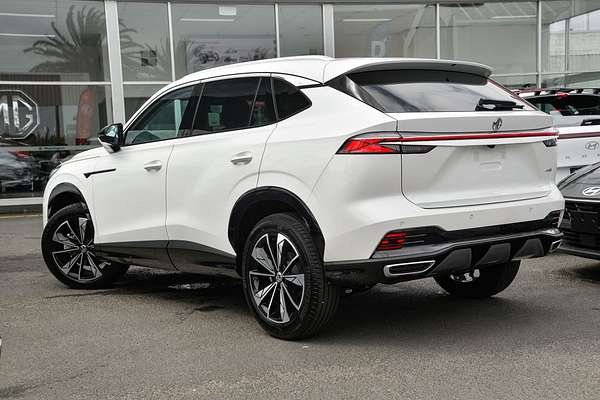 2025 MG HS Essence AS33