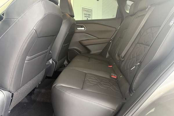 2025 Nissan QASHQAI Ti J12
