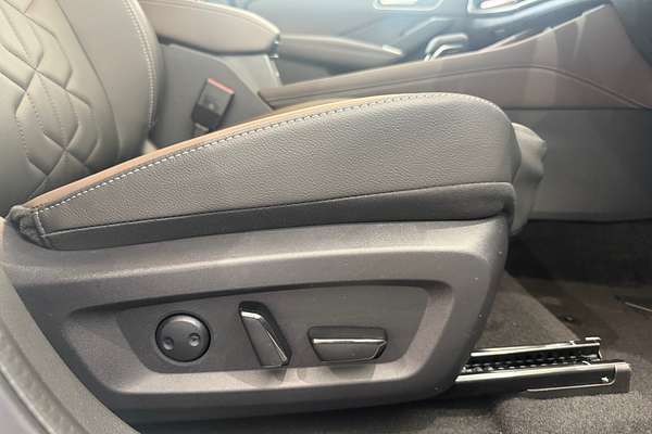 2025 Nissan QASHQAI Ti J12