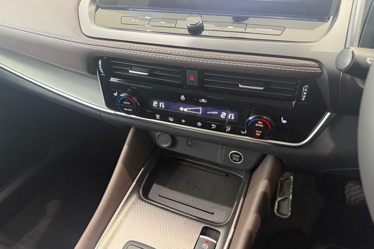 2025 Nissan QASHQAI Ti J12